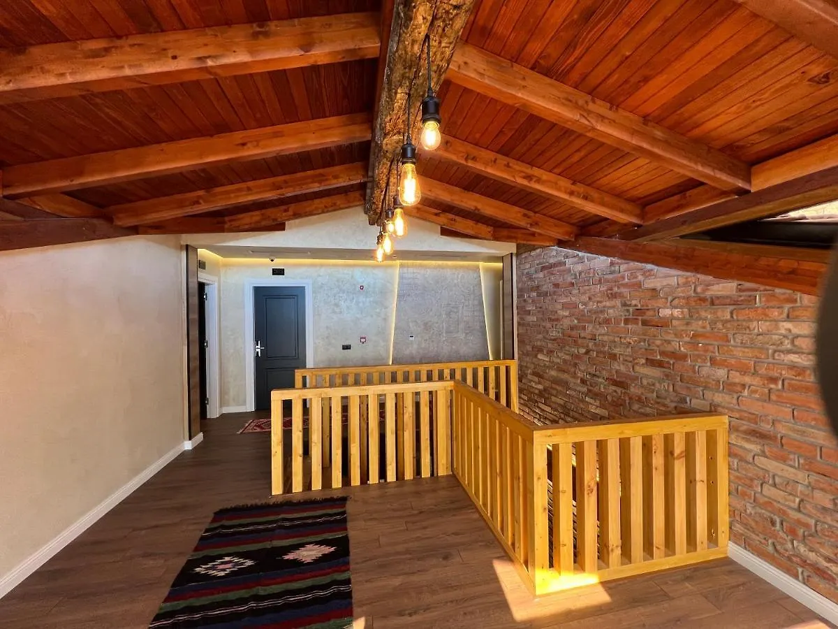 Bujtina Ajazi Hotel Kavaje Guest house